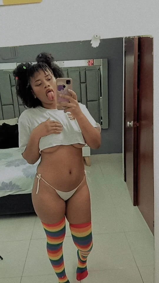 XXX Porn Photo of Nude DANIELA_MICHEL 1