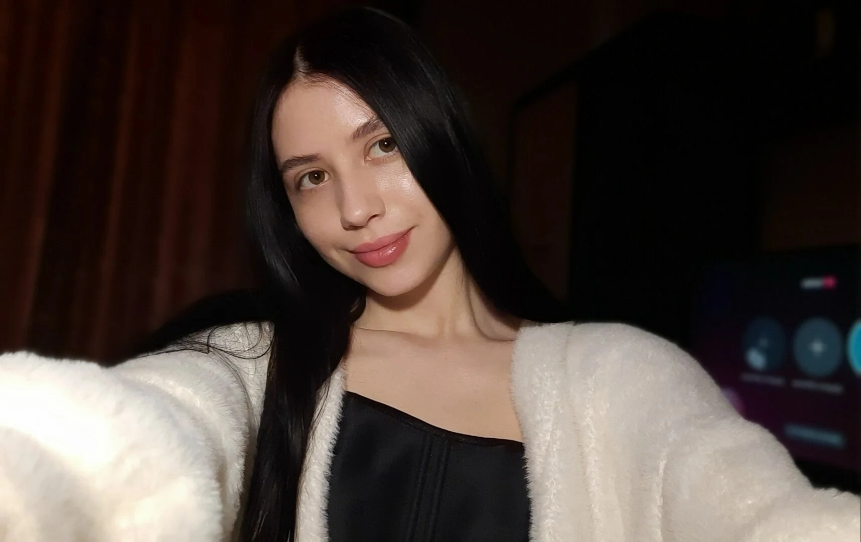 XXX Porn Photo of Nude SelinLi 2
