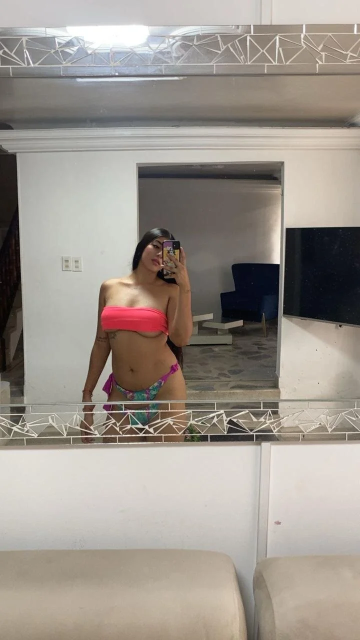 XXX Porn Photo of Nude kellyhartx 2