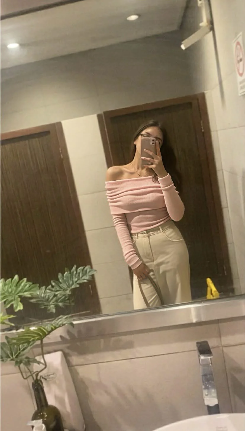 XXX Porn Photo of Nude SideChick_Bunny 4