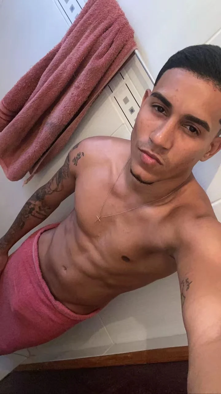 XXX Porn Photo of Nude gui_carioca7 5