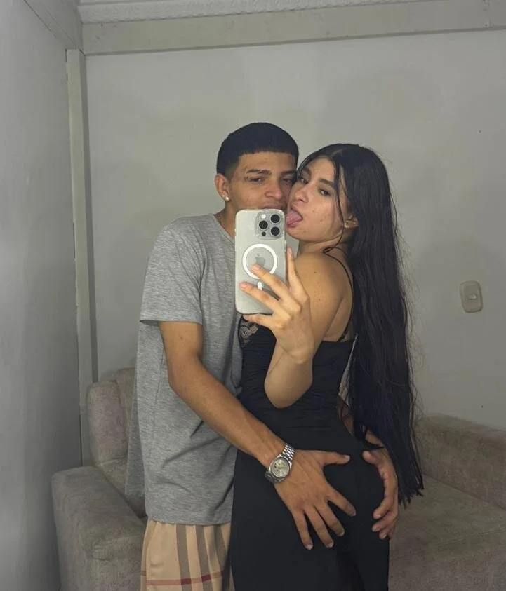 XXX Porn Photo of Nude Ryan_and_mia__ 2