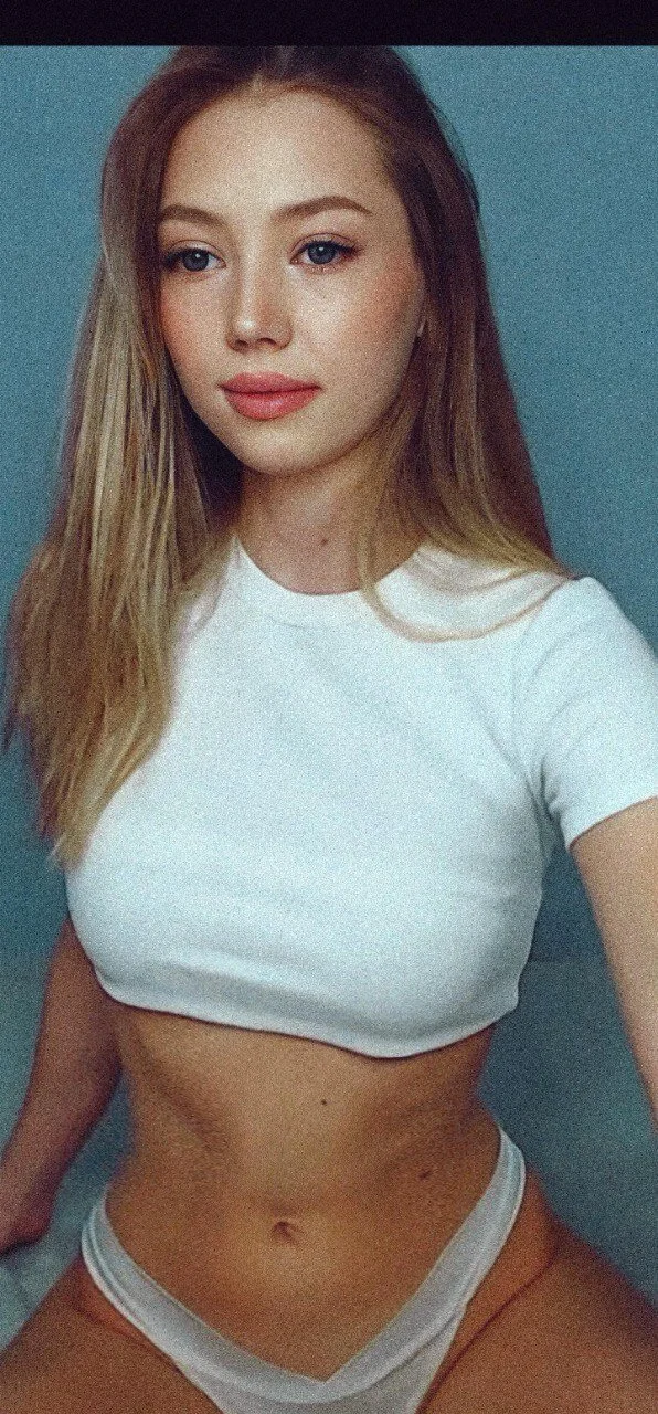 XXX Porn Photo of Nude girl_nextd00r 5