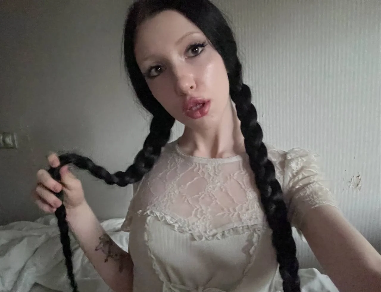 XXX Porn Photo of Nude PrettyKittyyB 4