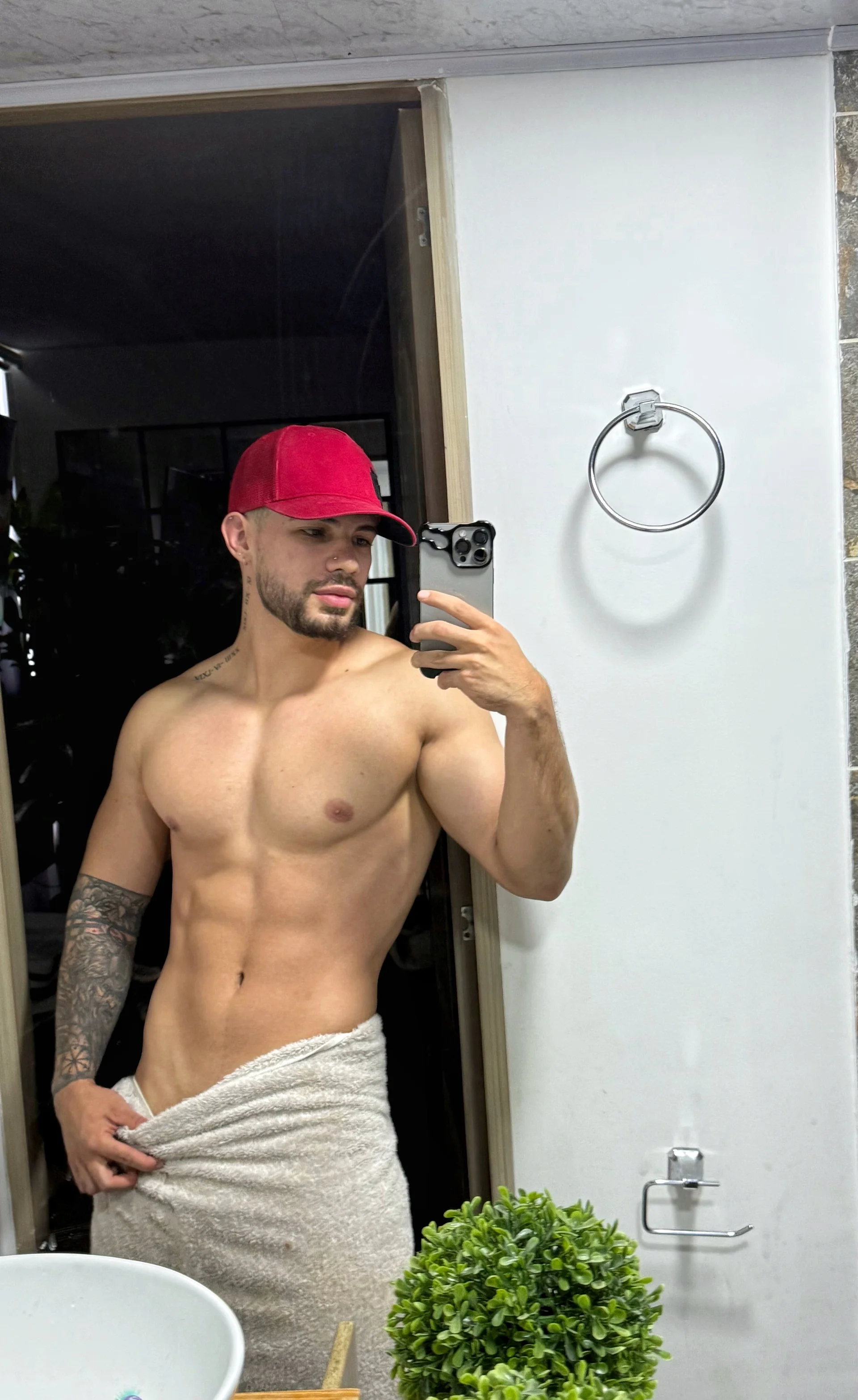 XXX Porn Photo of Nude Valenthino_Salvatore 1