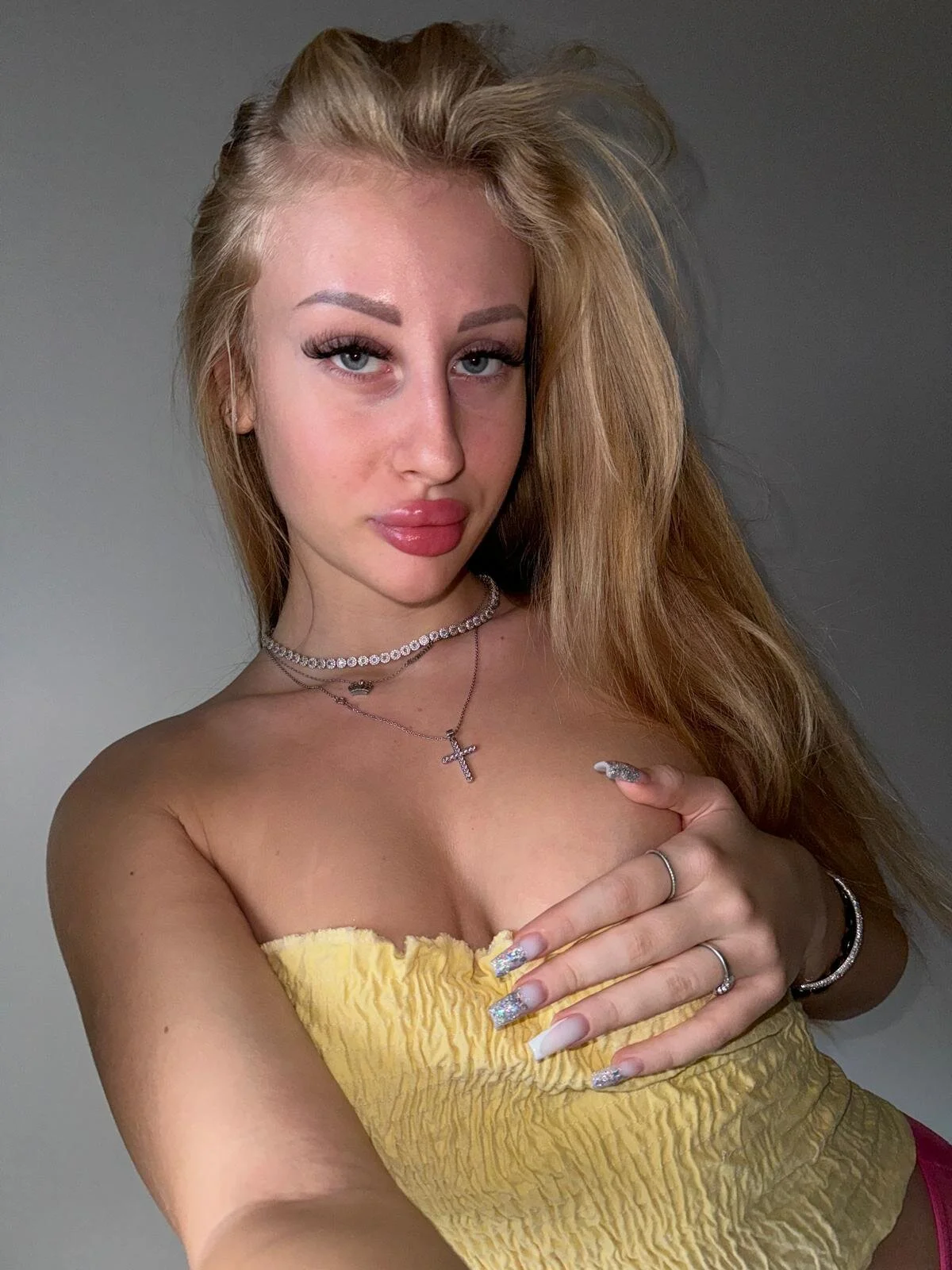 XXX Porn Photo of Nude Mia__Milan 1