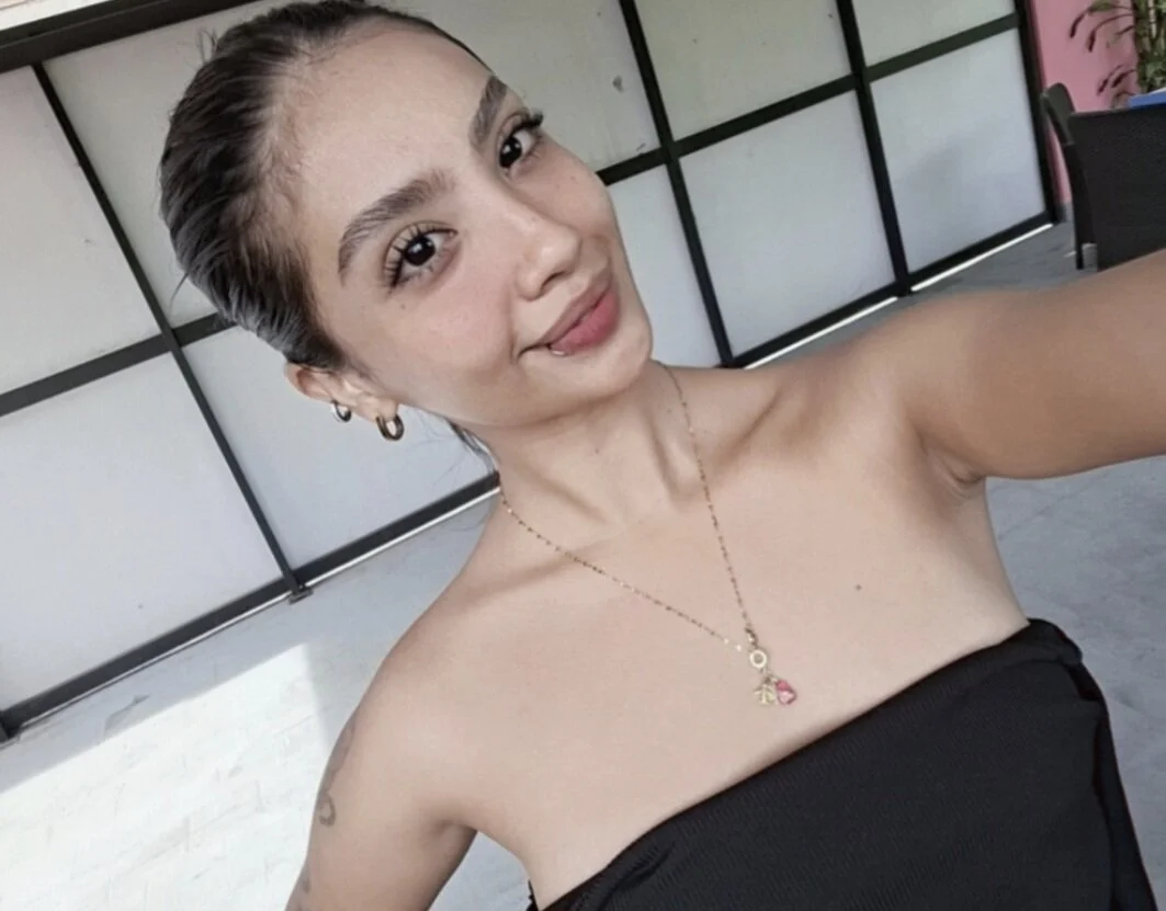 XXX Porn Photo of Nude mia_yireth 2