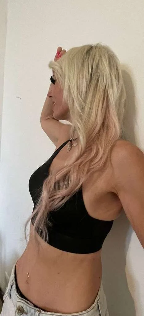 XXX Porn Photo of Nude KathleenEdwards 12