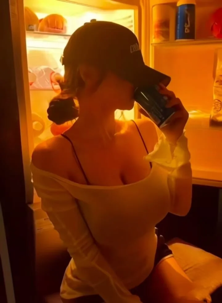 XXX Porn Photo of Nude Fang-Xiaojie 7