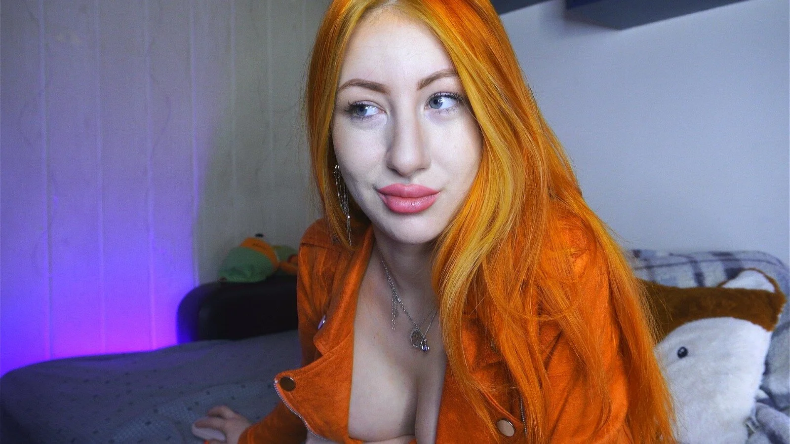 XXX Porn Photo of Nude DaddysLittleSlutfox 33