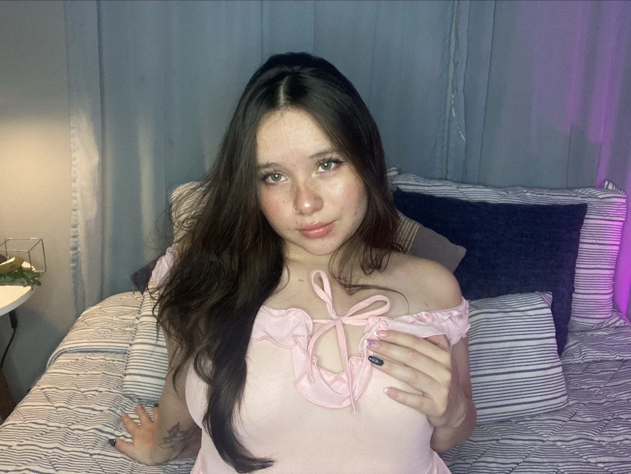 XXX Porn Photo of Nude Raven_sweeteyes 4
