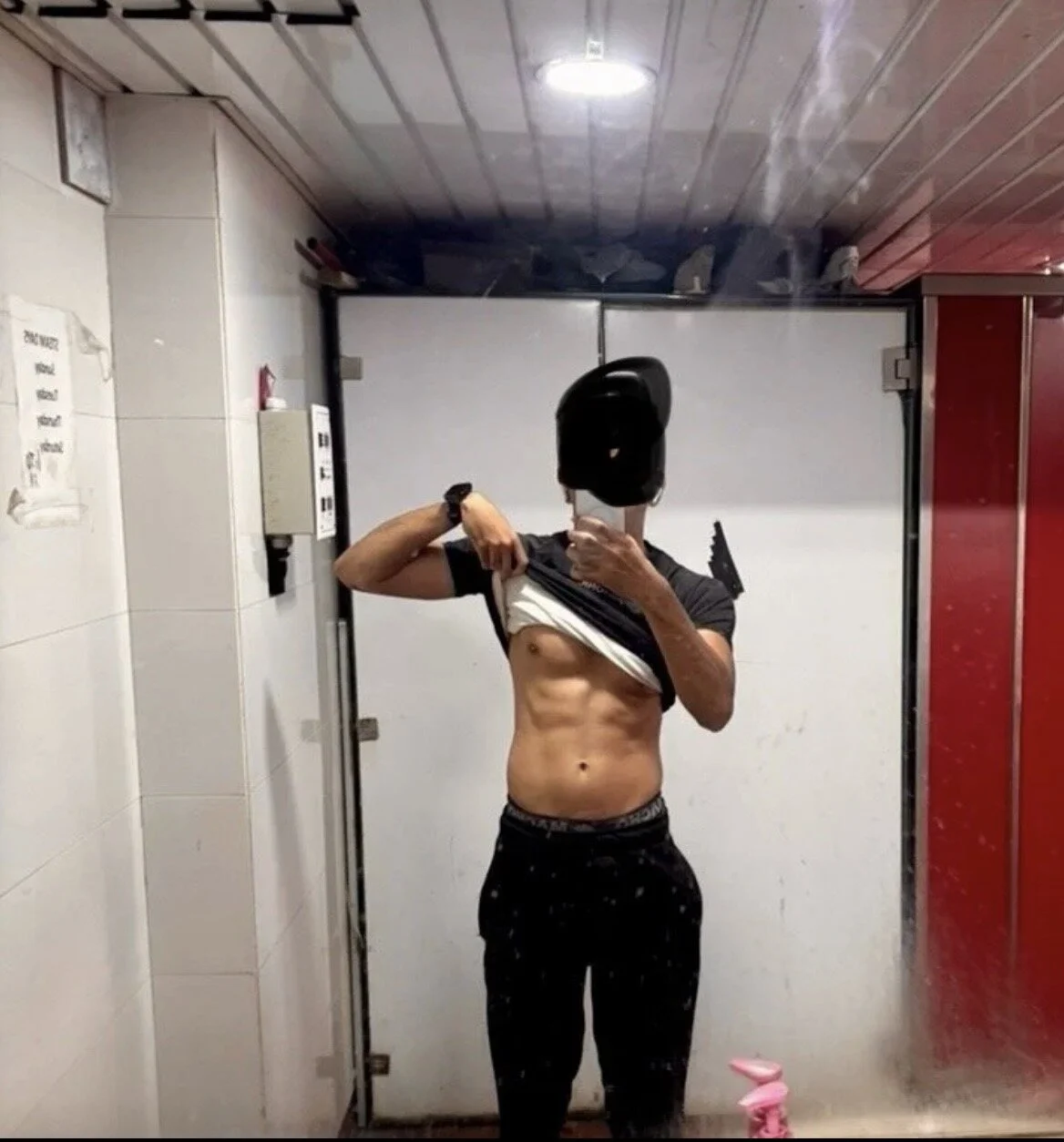 XXX Porn Photo of Nude LocalToka 4