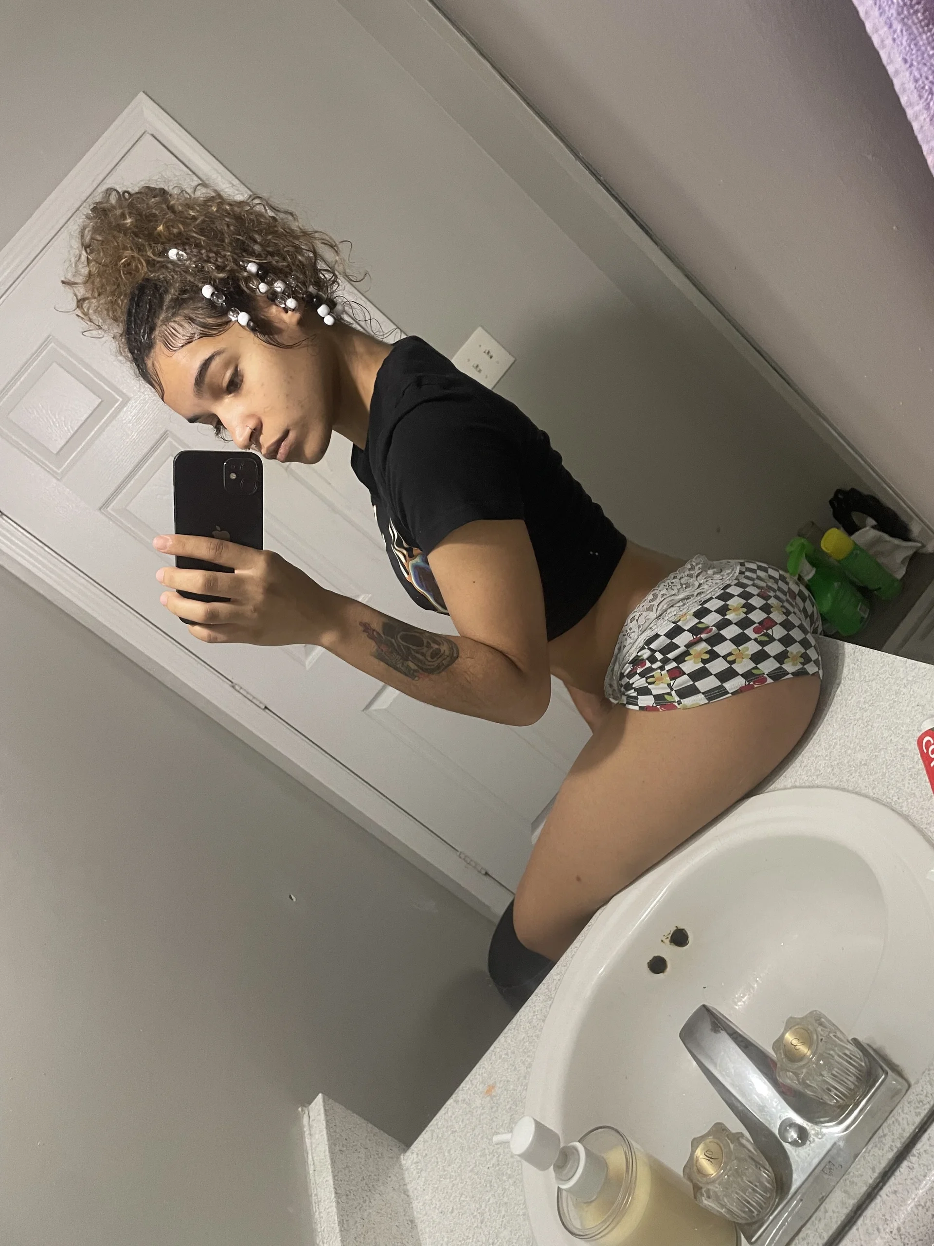 XXX Porn Photo of Nude 1prettygem 2