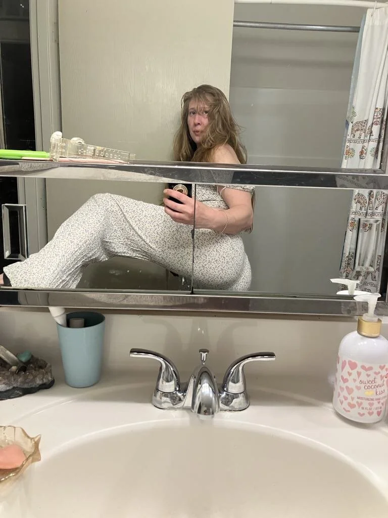 XXX Porn Photo of Nude Redriddinghood8 6