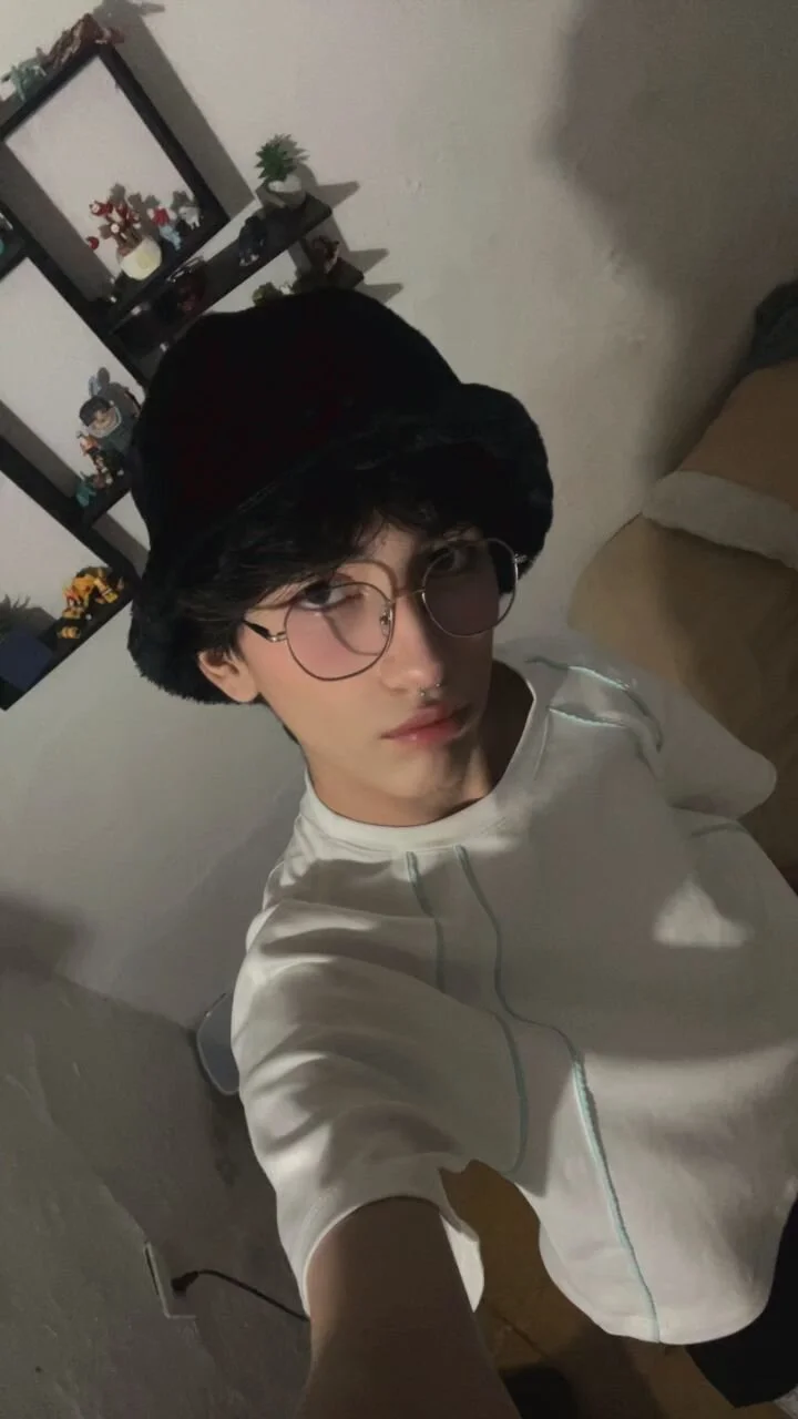 XXX Porn Photo of Nude LittlePrince_ 2
