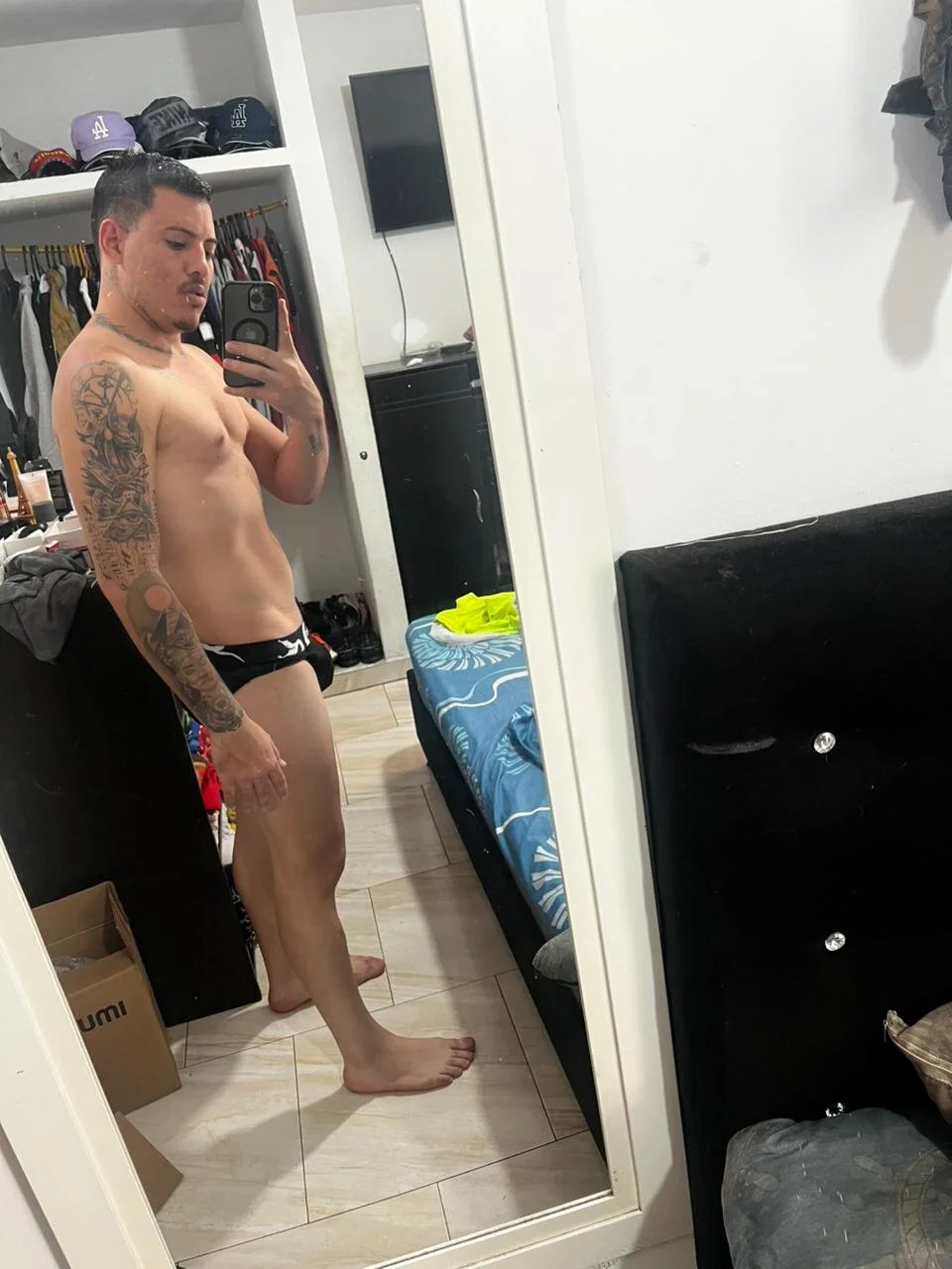 XXX Porn Photo of Nude Raven_Claww 3