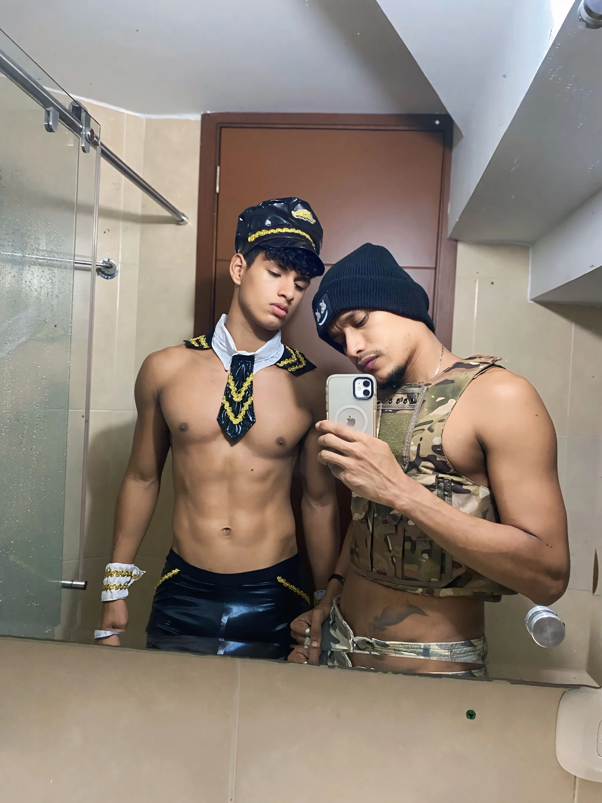 XXX Porn Photo of Nude Stiven_And_CalvinHots 3