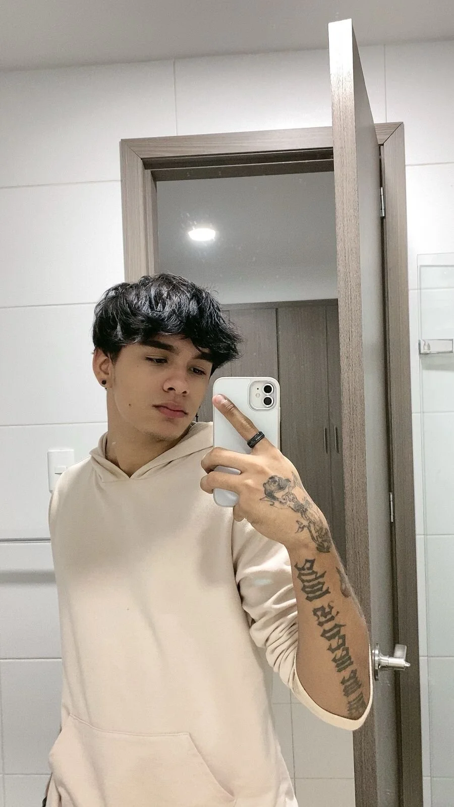 XXX Porn Photo of Nude LuciferM_Star 4