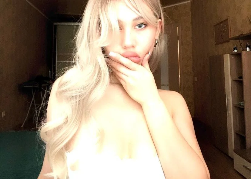 XXX Porn Photo of Nude EmmmyLee 2