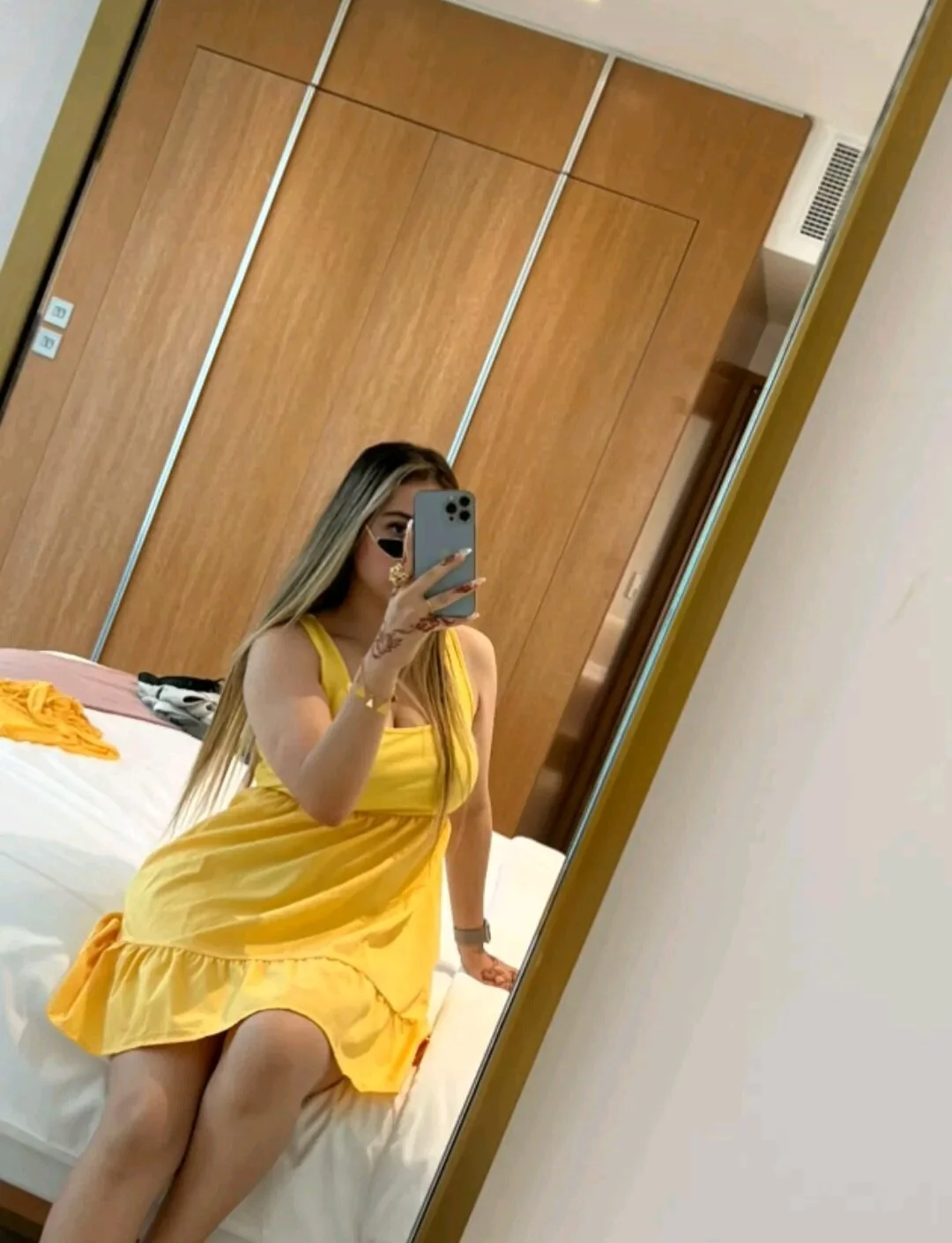 XXX Porn Photo of Nude Aurelia-sky 2