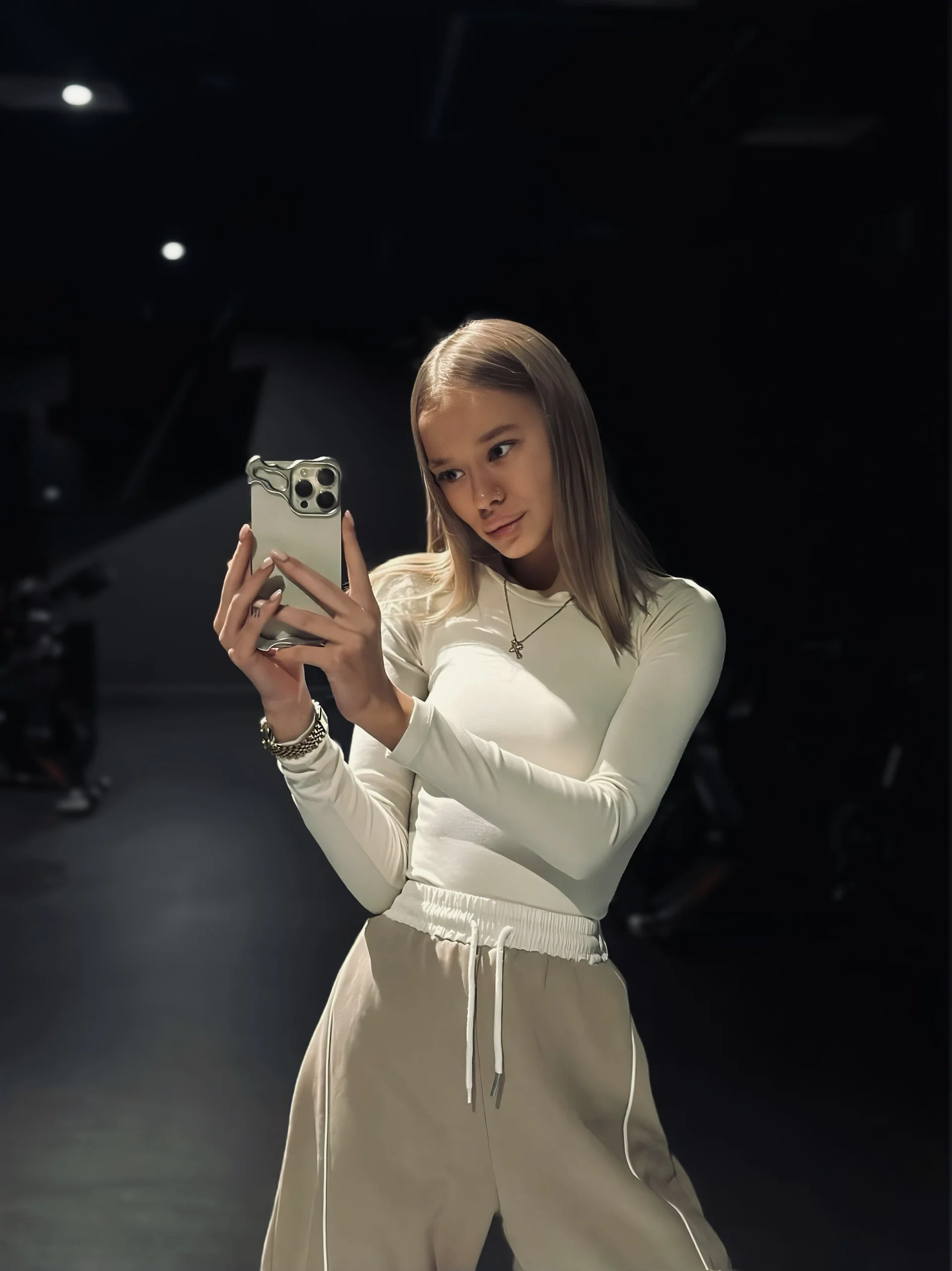 XXX Porn Photo of Nude leyaaftermidnight 5