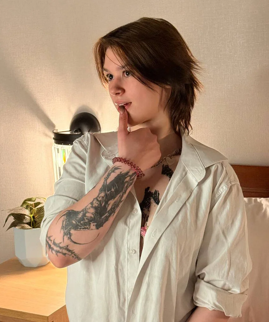 XXX Porn Photo of Nude LoraPuffs 2