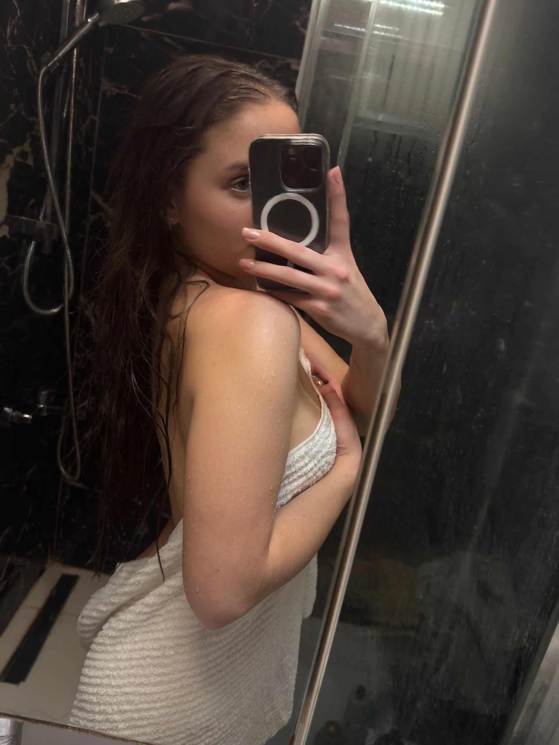 XXX Porn Photo of Nude lunaaauraa 12