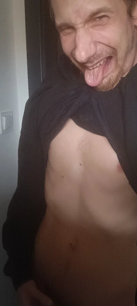 XXX Porn Photo of Nude iLoveElusiveCats 3