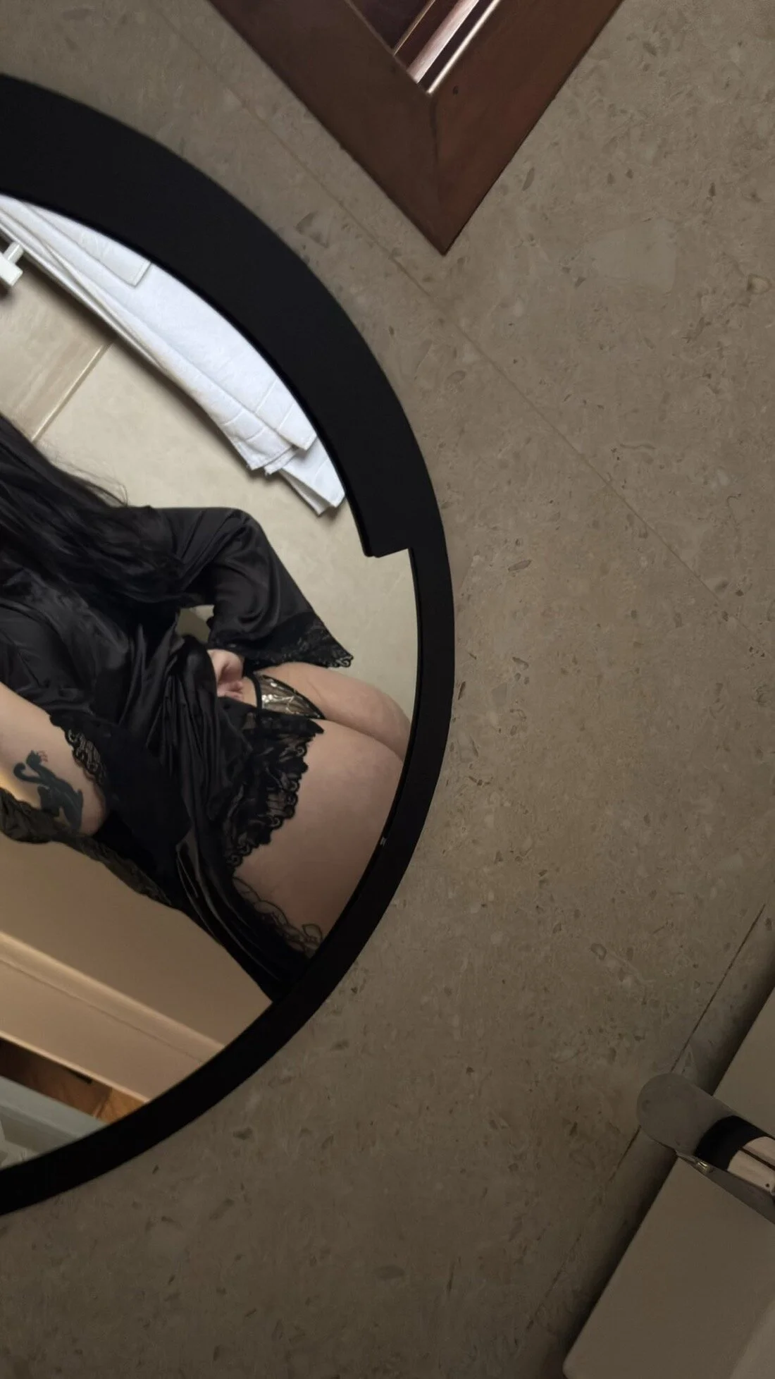 XXX Porn Photo of Nude ellaarievilo 3