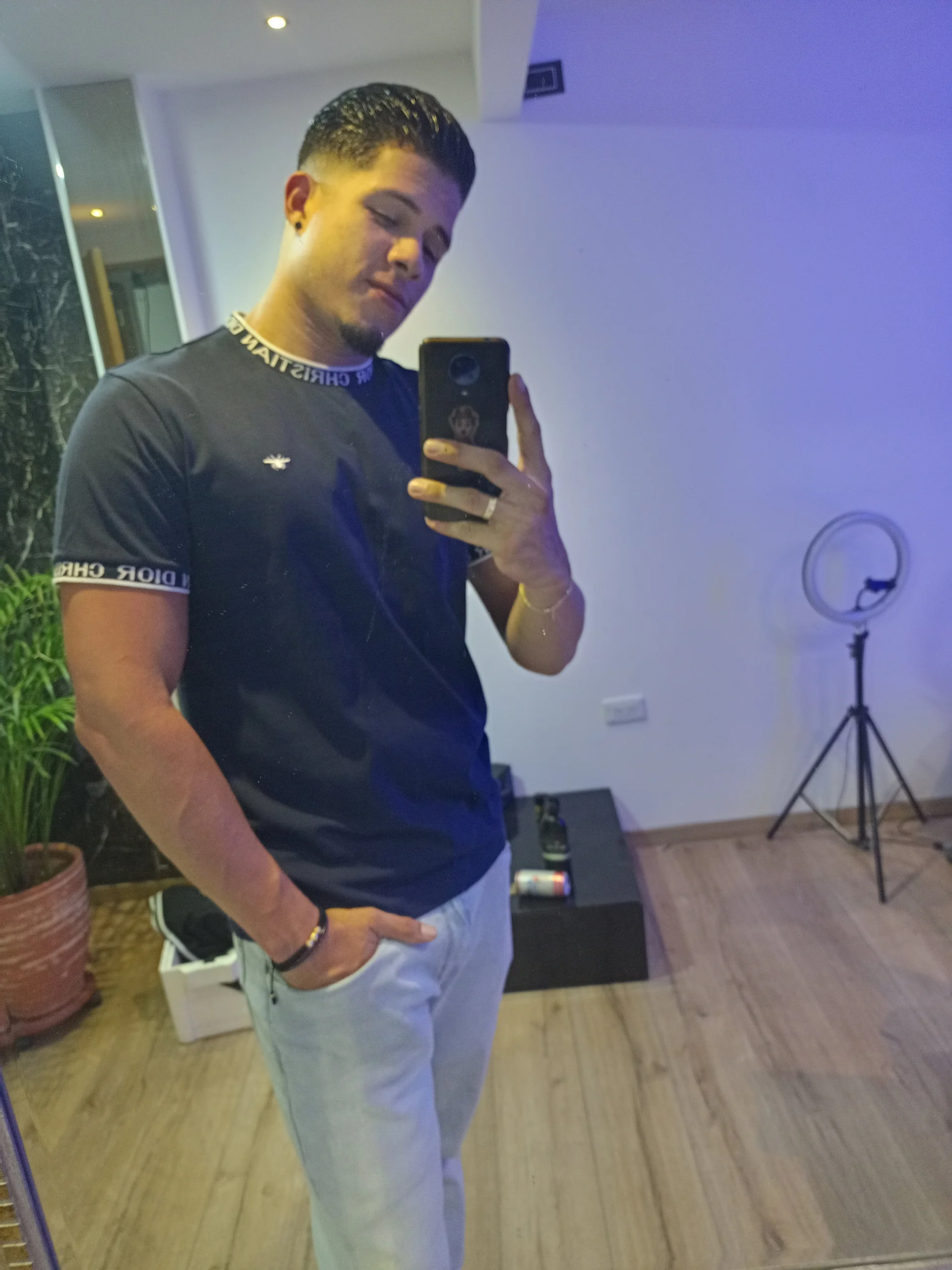 XXX Porn Photo of Nude taurus_boy1 2
