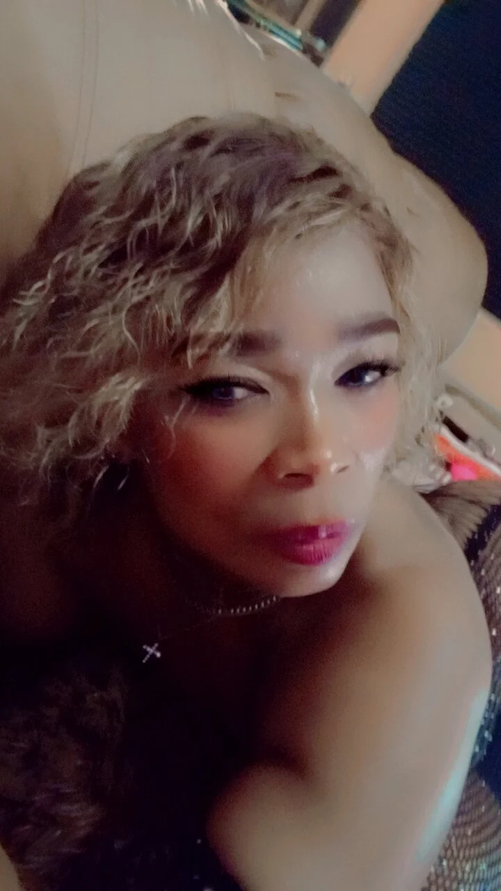 XXX Porn Photo of Nude Gucci_Bx 400