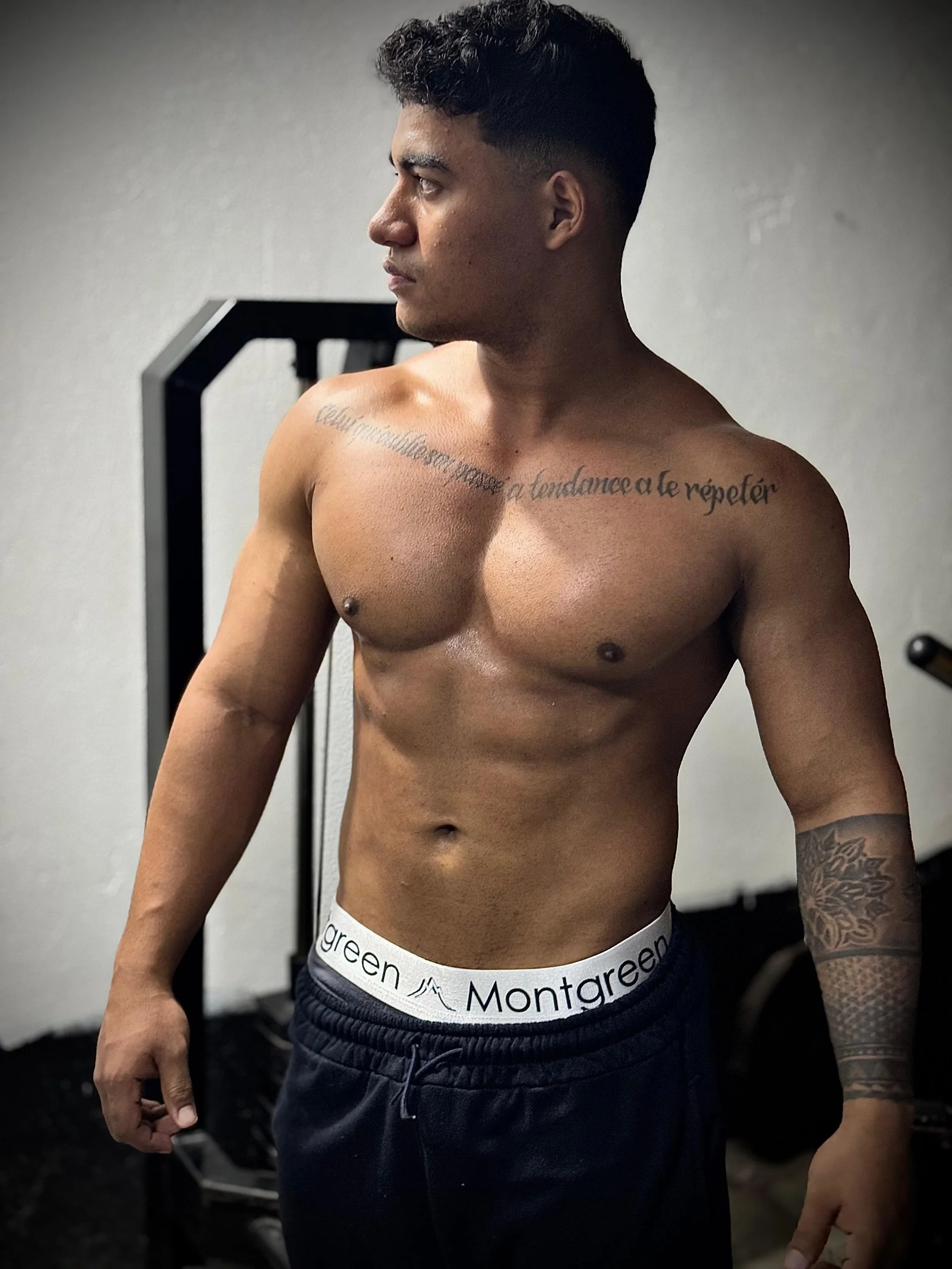 XXX Porn Photo of Nude luigi_hot_ 4