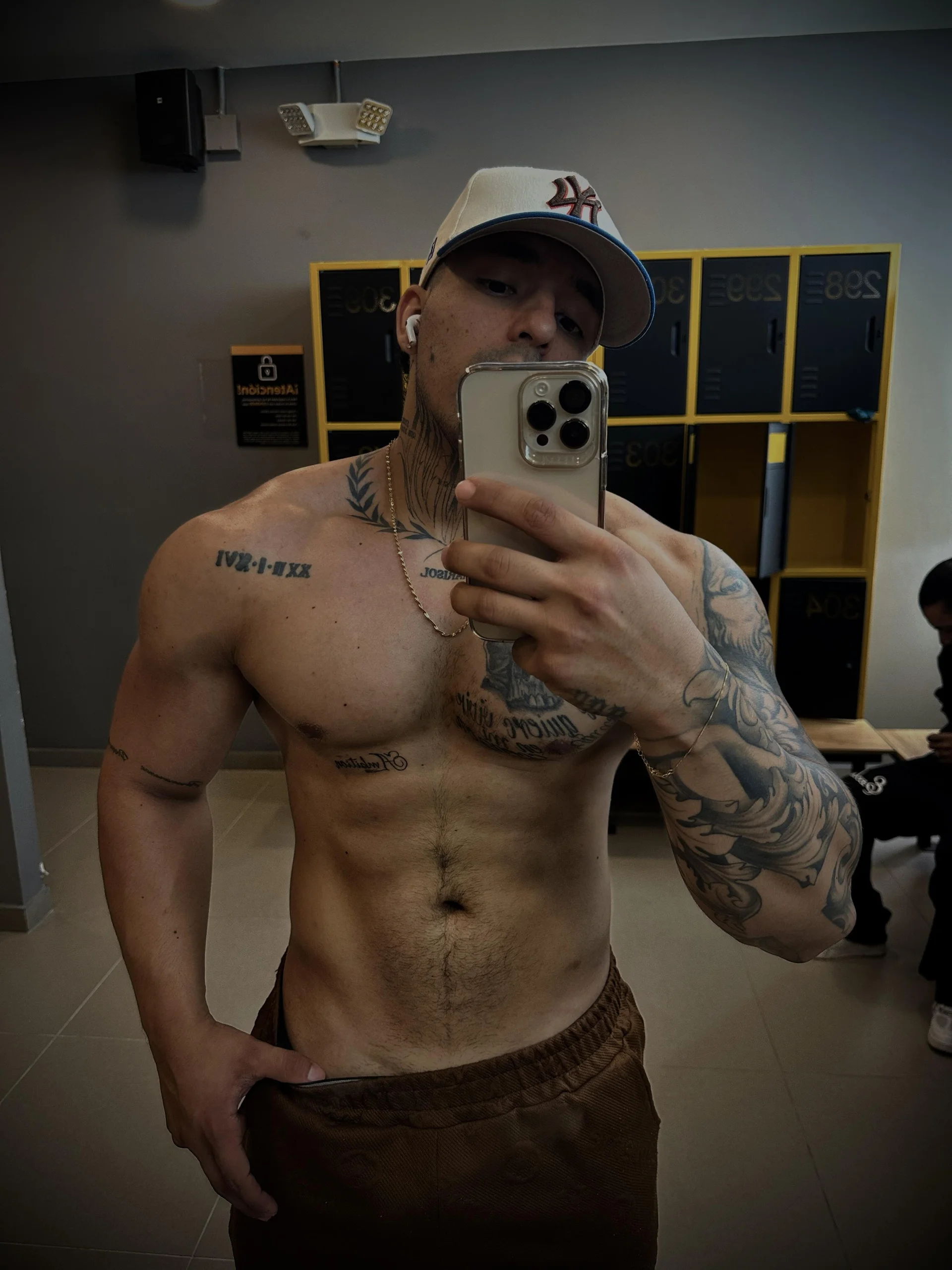XXX Porn Photo of Nude ragnar_phoenix 1