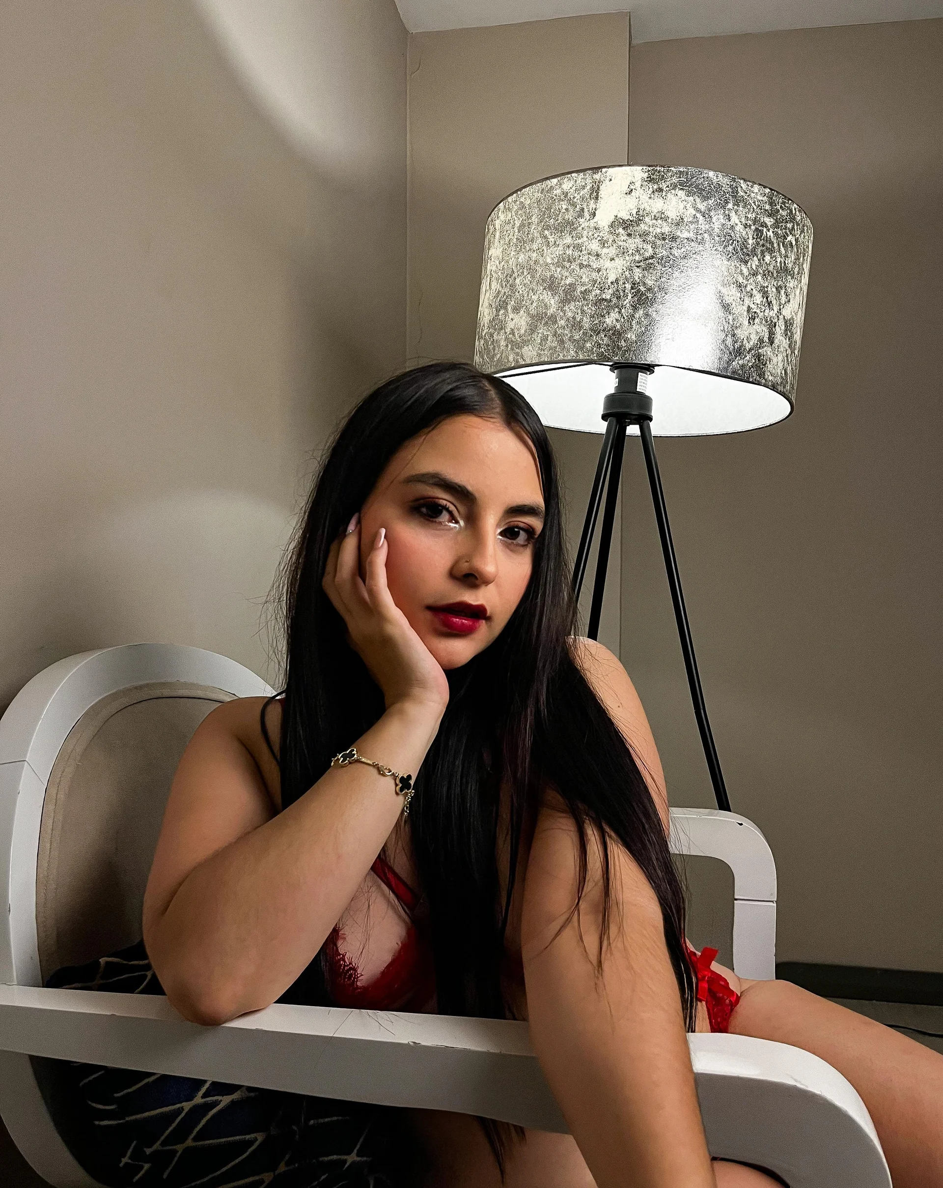 XXX Porn Photo of Nude AllisonRogersX 9