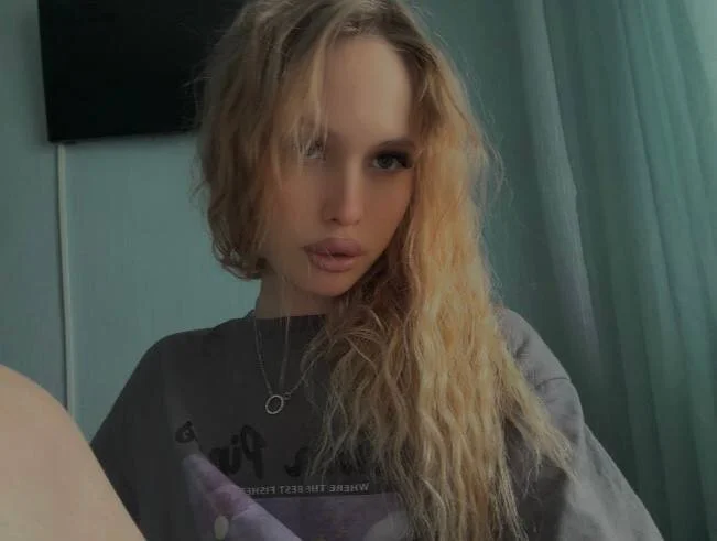 XXX Porn Photo of Nude MelvinaVenzeio 8
