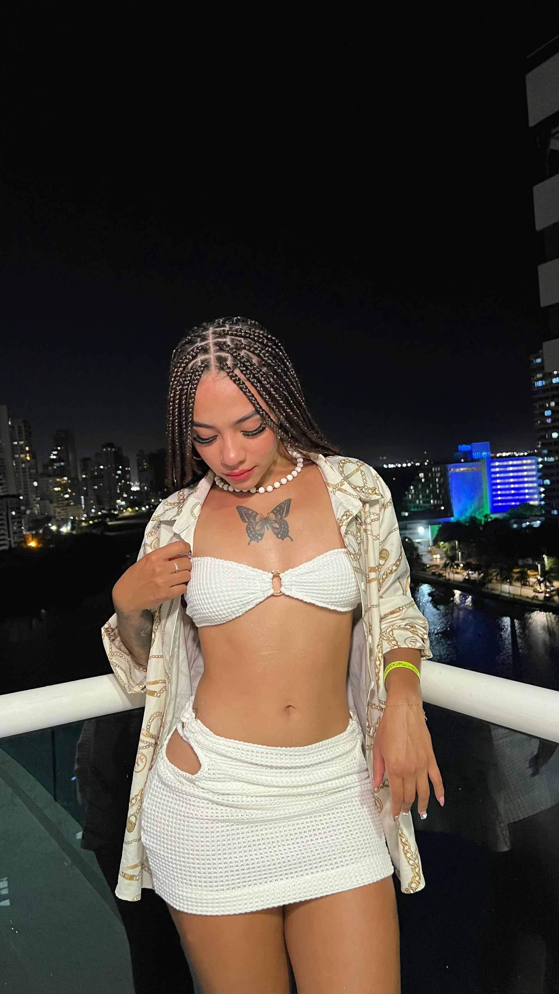 XXX Porn Photo of Nude pretty_pettite 44