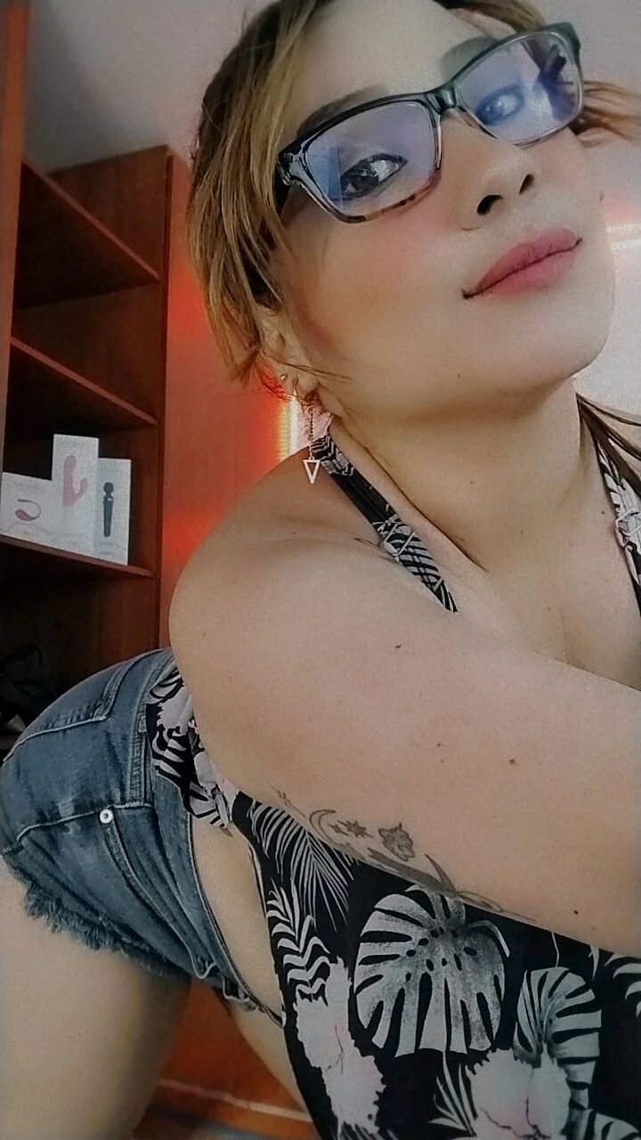 XXX Porn Photo of Nude JuliRamirez 28