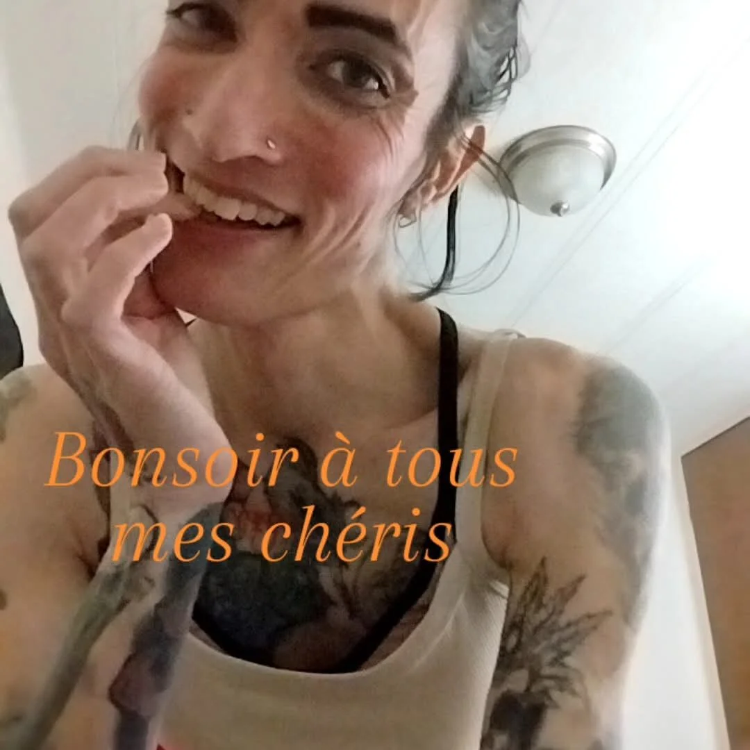 XXX Porn Photo of Nude MaitressePomme3 26