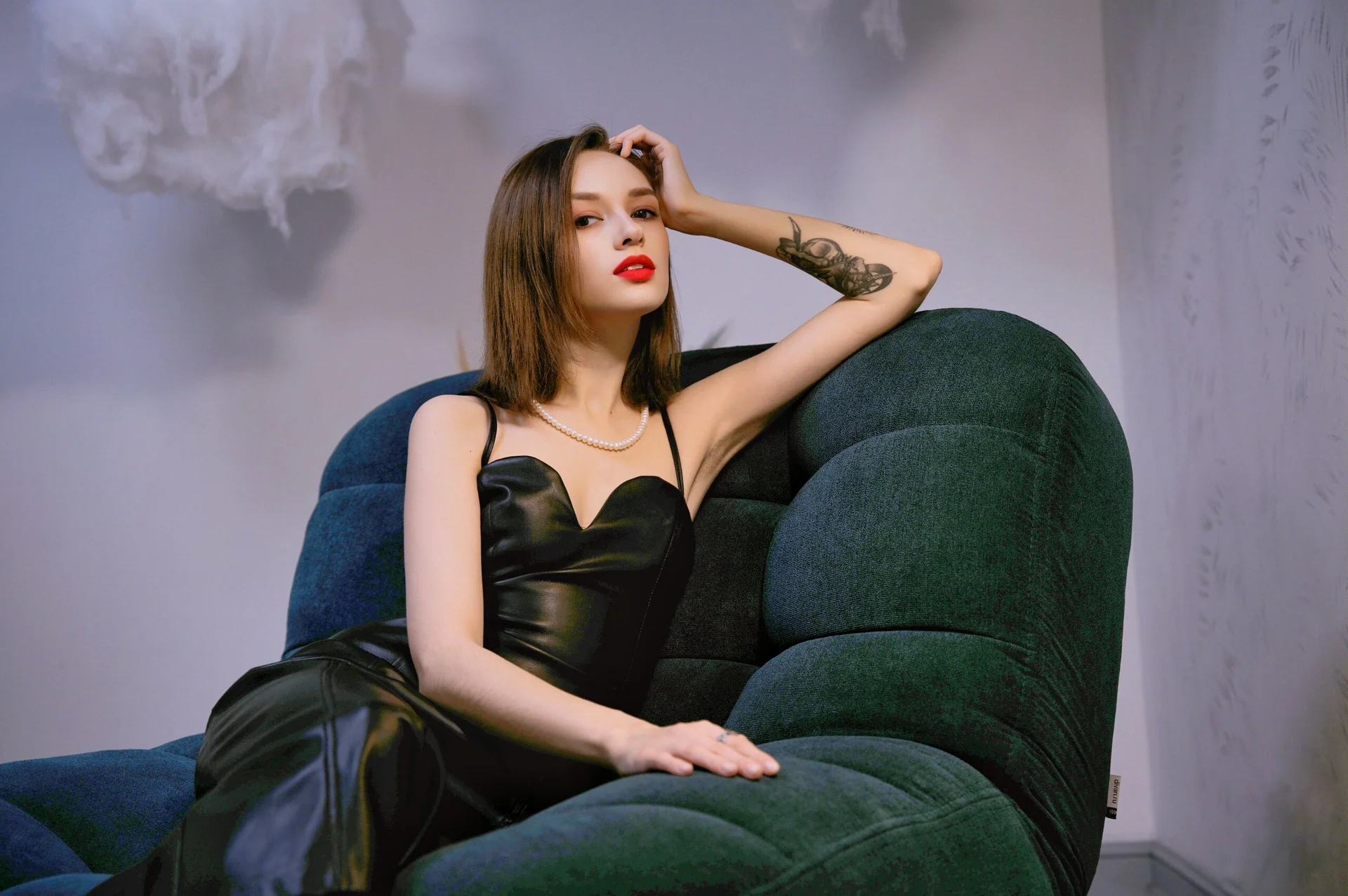 YourDarlingVivian