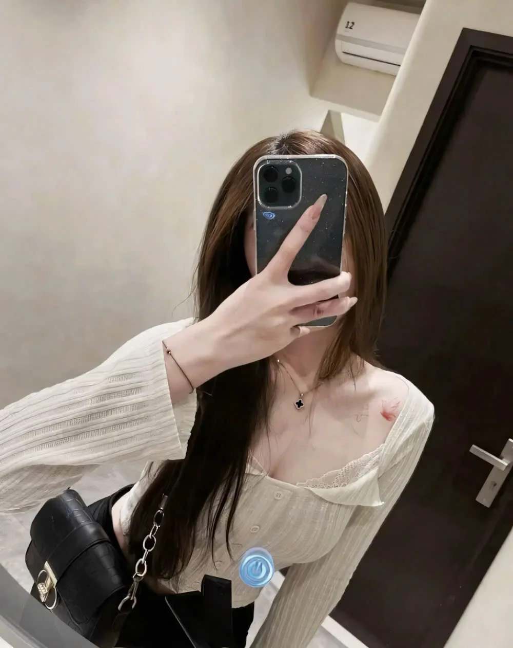 XXX Porn Photo of Nude Nabiii6868 3