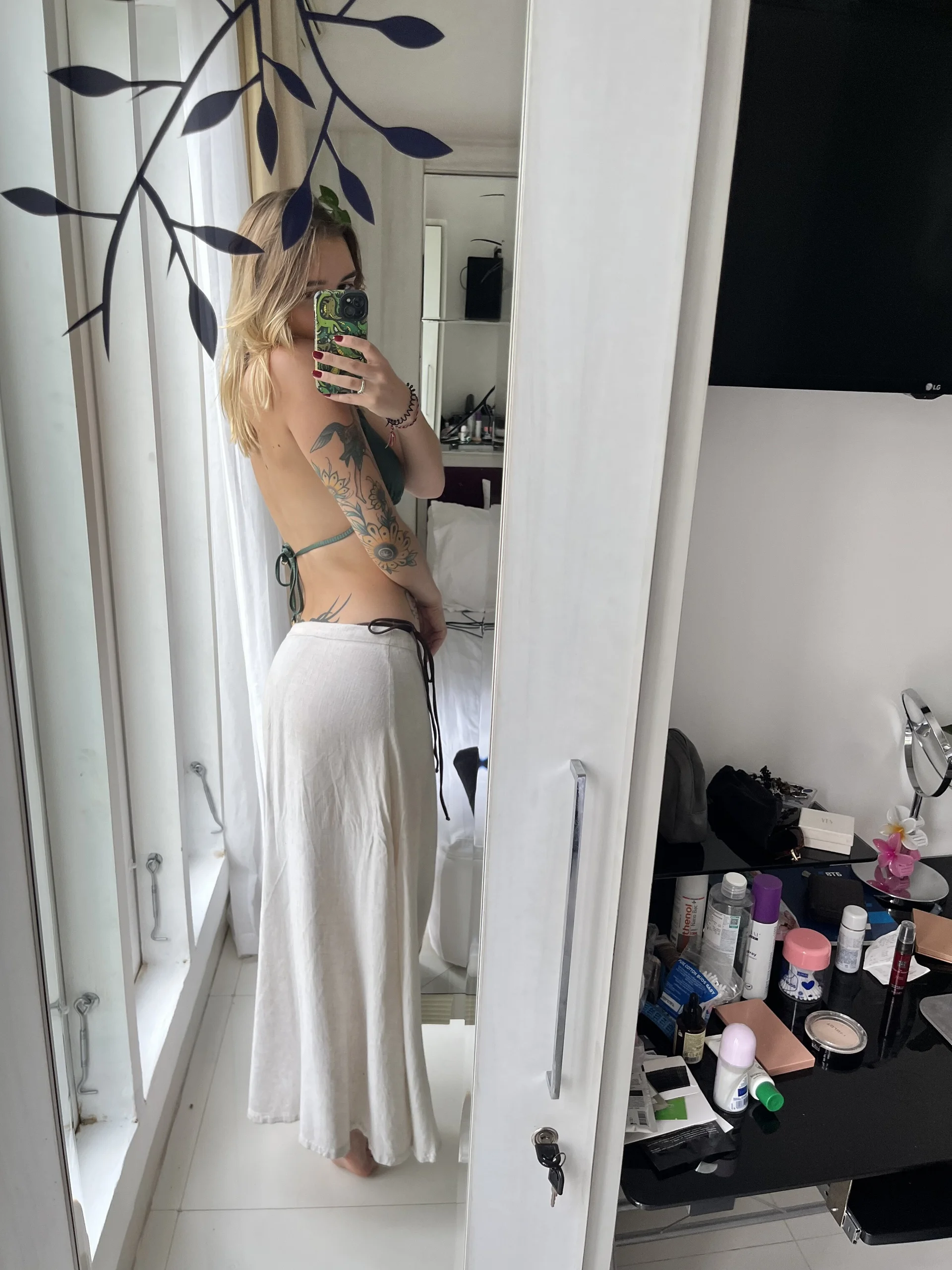 XXX Porn Photo of Nude RoxyWet 4