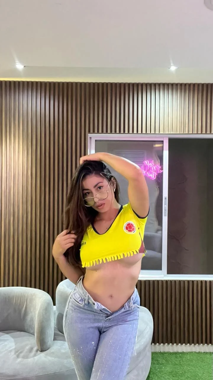 XXX Porn Photo of Nude briana_preston 13