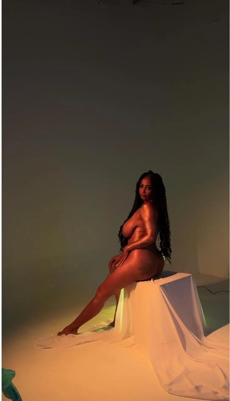 XXX Porn Photo of Nude anahi_ryan_ 30