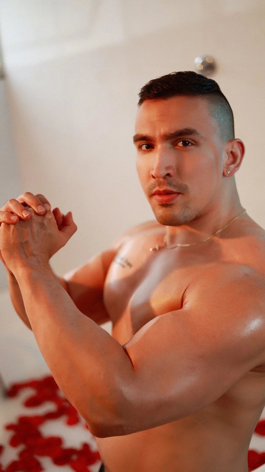 XXX Porn Photo of Nude jhay-crux 4