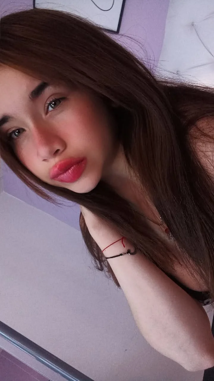 XXX Porn Photo of Nude ZoeBarbiee 4