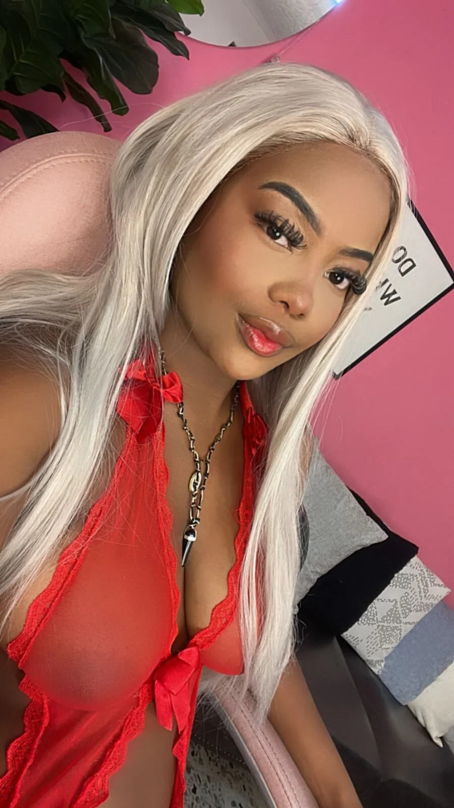 XXX Porn Photo of Nude Isaa_Coleman_ 1