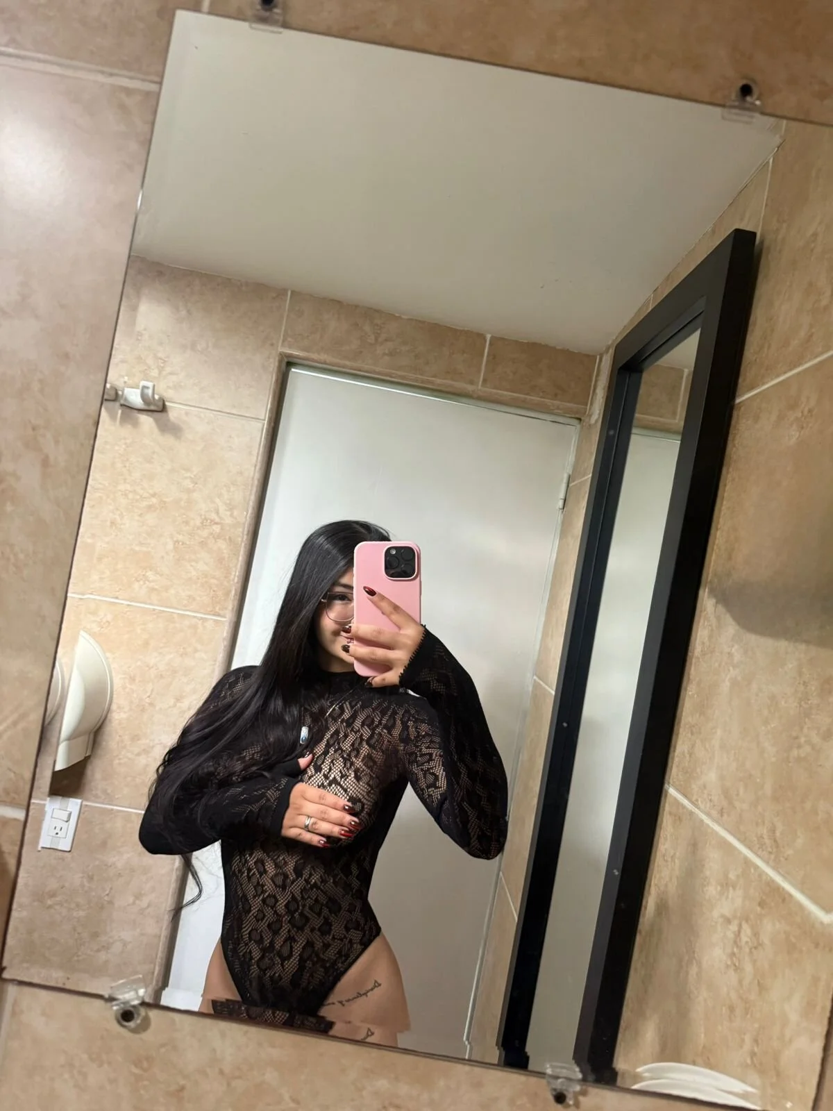 XXX Porn Photo of Nude katiepeach_ 44
