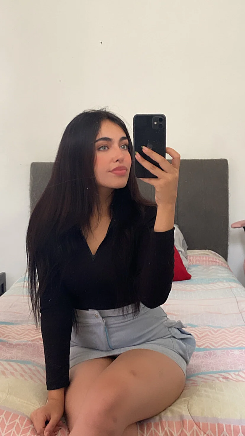 XXX Porn Photo of Nude DaphneUwu 360