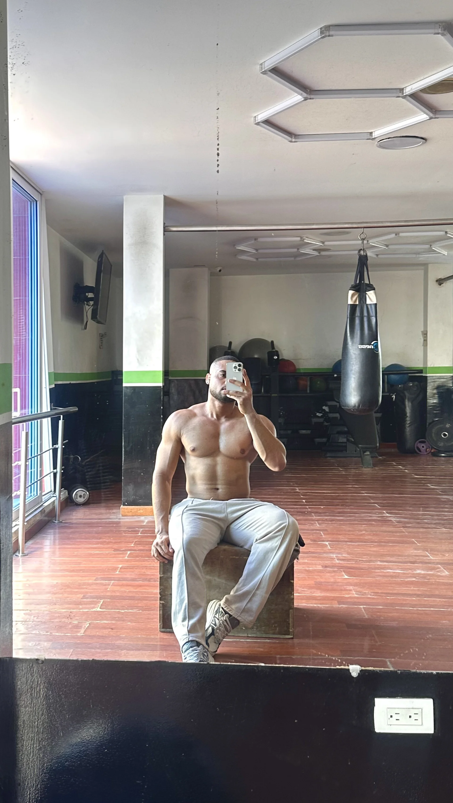 XXX Porn Photo of Nude CHRISTIAN_DISICK 20