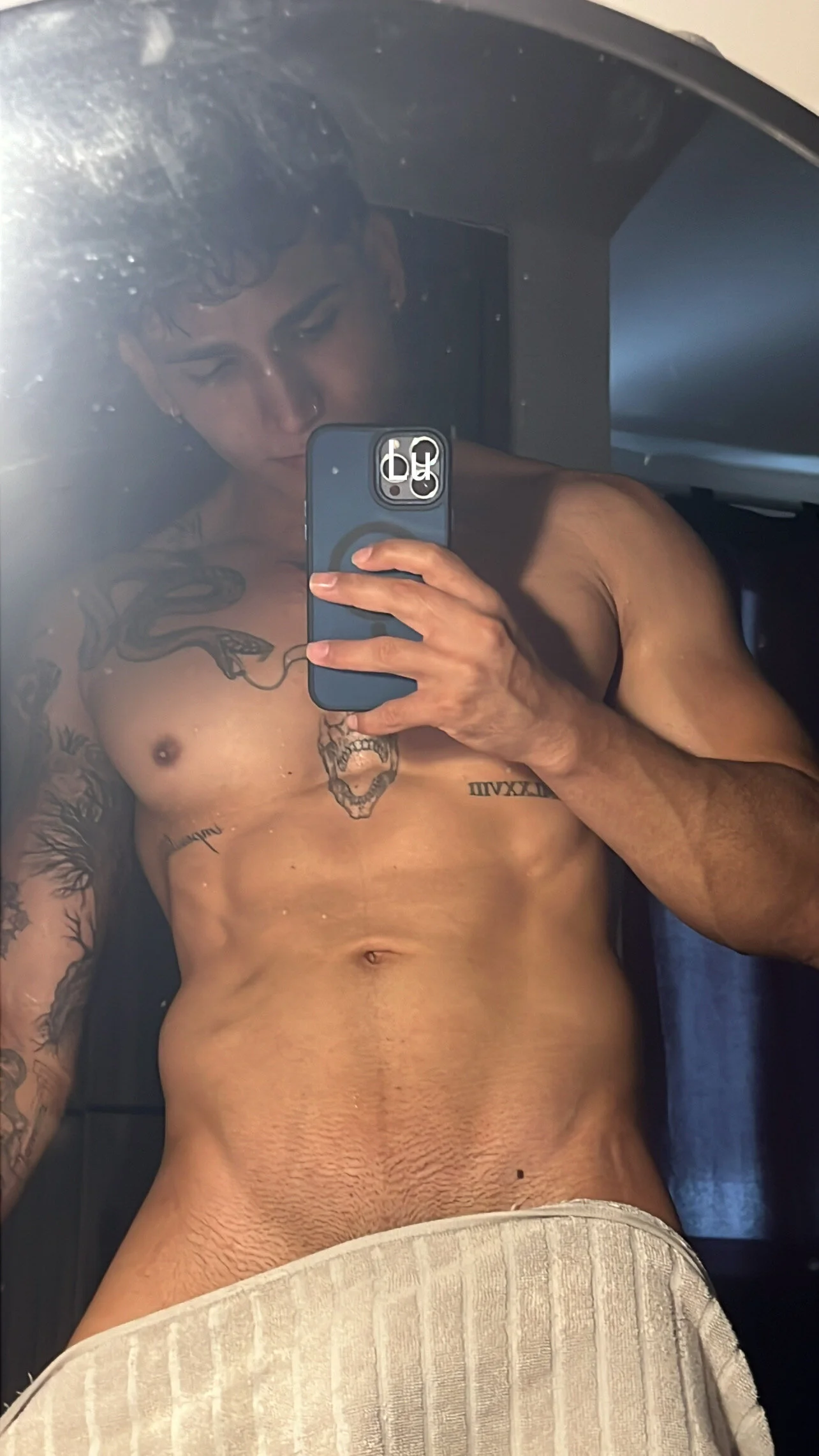 XXX Porn Photo of Nude muscle_boyhorny 11